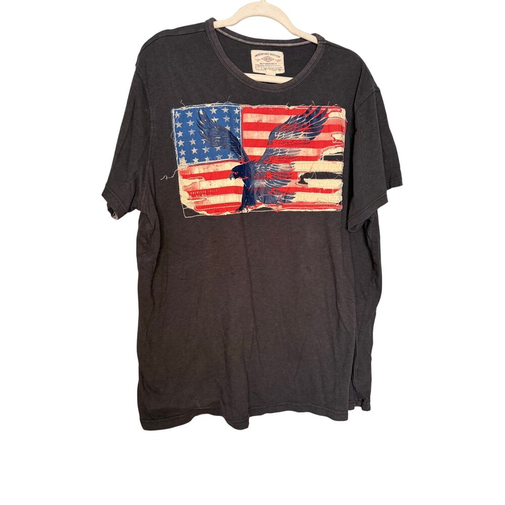 American Eagle Outfitters vintage fit embroidered‎ graphic tee shirt